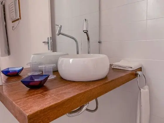 Basic Tek Büyük Yataklı Oda