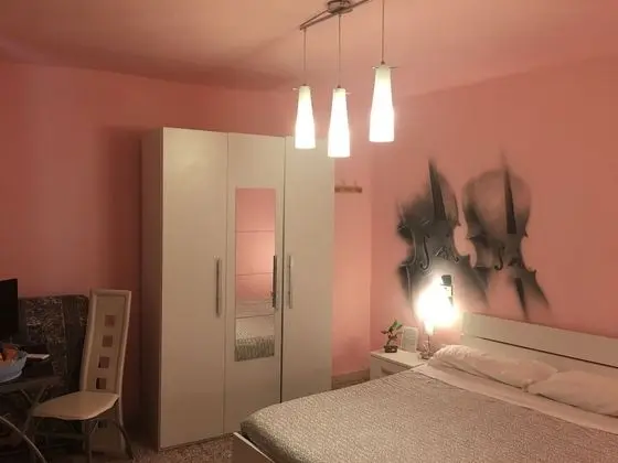 Standard Tek Büyük Yataklı Oda, Özel Banyo, Bahçe Manzaralı