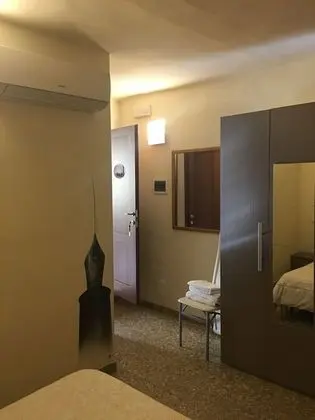 Standard Tek Büyük Yataklı Oda, Özel Banyo, Bahçe Manzaralı