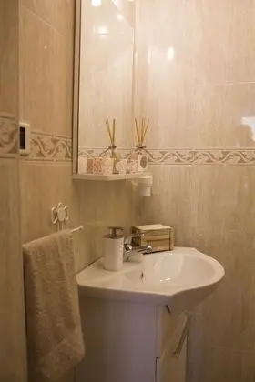 Tek Büyük Yataklı Oda, Balkon, Bahçe Manzaralı