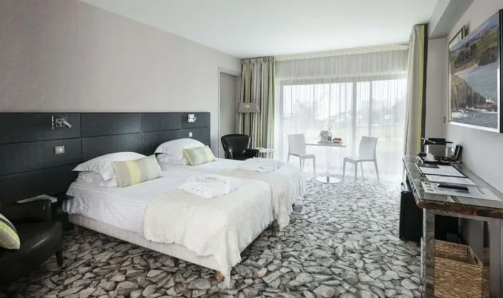 Tek Büyük Yataklı Oda (Menez)