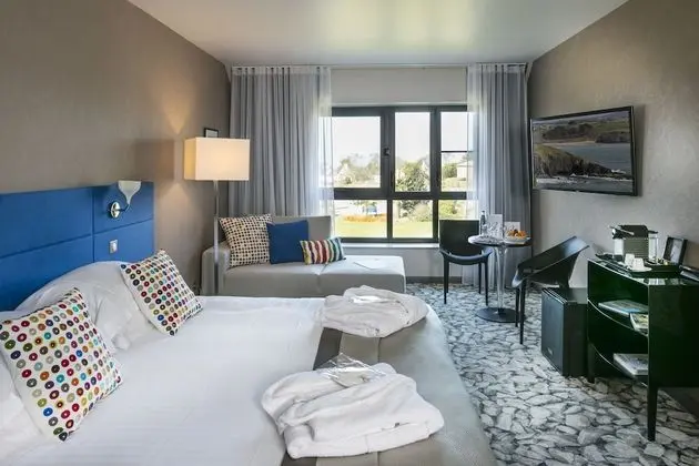 Tek Büyük Yataklı Oda (Menez)