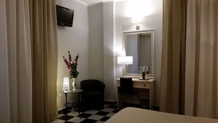 Deluxe Tek Büyük veya İki Ayrı Yataklı Oda, Balkon