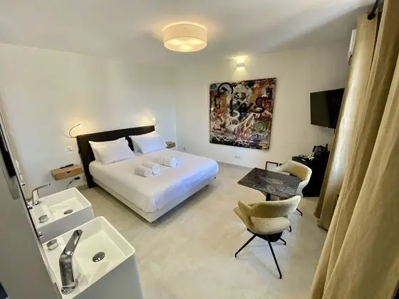 Luxury Süit, 1 Büyük (Queen) Boy Yatak, Jakuzi (Graffiti)