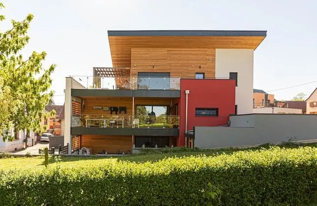 Kır Evi, Engellilere Uygun (DECK)