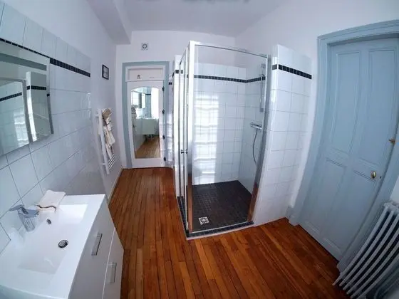 Superior Üç Kişilik Oda, Banyolu/Duşlu