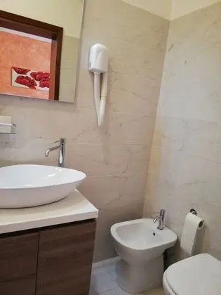 Tek Büyük veya İki Ayrı Yataklı Oda (Fuoco)