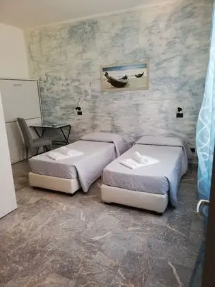 Tek Büyük veya İki Ayrı Yataklı Oda, Sigara İçilebilir, Balkon
