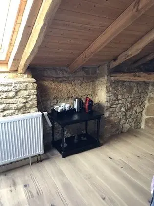 Tek Büyük Yataklı Oda (Kartell)