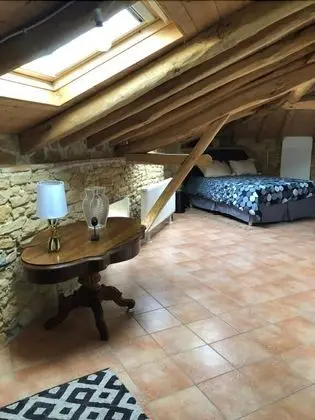 Tek Büyük Yataklı Oda (Kartell)