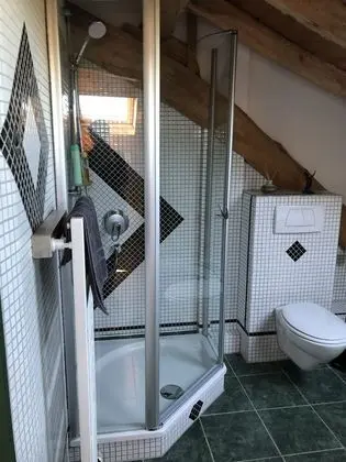 Tek Büyük Yataklı Oda (Kartell)