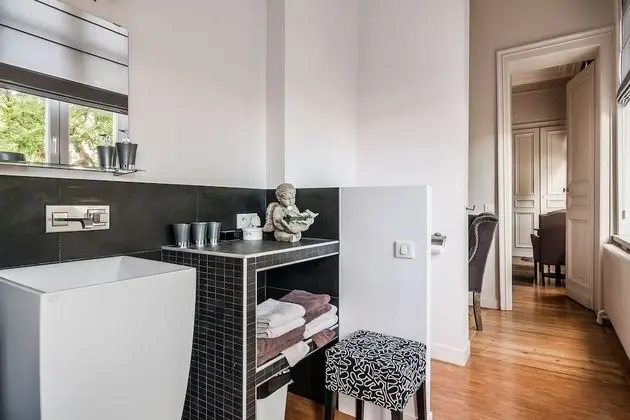 Premium Tek Büyük Yataklı Oda