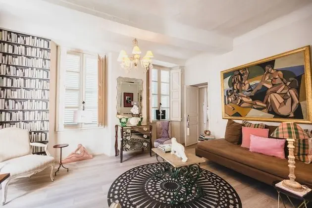 Tek Büyük Yataklı Oda, 1 Büyük (Queen) Boy Yatak