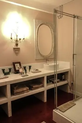 Tek Büyük Yataklı Oda, 1 Büyük (Queen) Boy Yatak