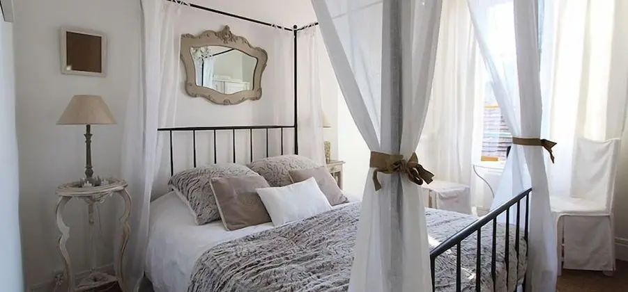 Romantic Tek Büyük Yataklı Oda (7eme Ciel)