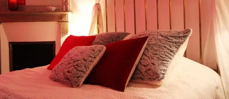 Romantic Tek Büyük Yataklı Oda (Lovez Vous)