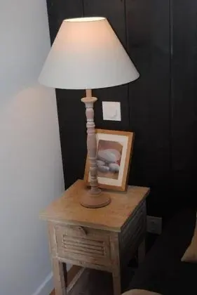 Comfort Tek Büyük Yataklı Oda, Özel Banyo, Havuz Manzaralı (Ptit Piquey)