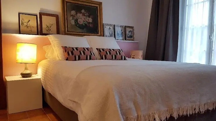 Tek Büyük Yataklı Oda (Rose)