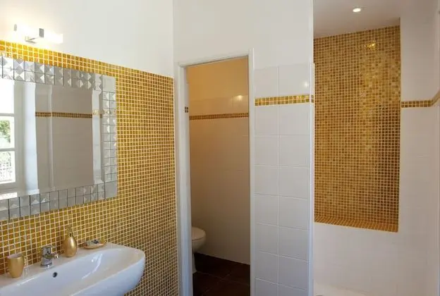 Tek Büyük Yataklı Oda (Ambre)