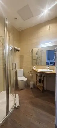 Comfort Tek Büyük Yataklı Oda (Ambre)