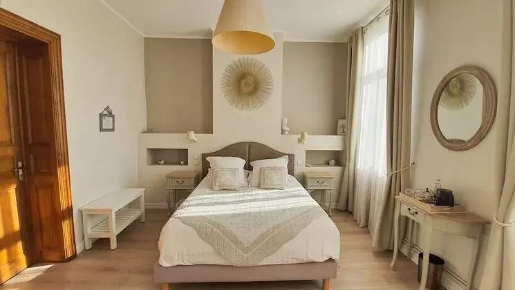 Comfort Tek Büyük Yataklı Oda (Ambre)