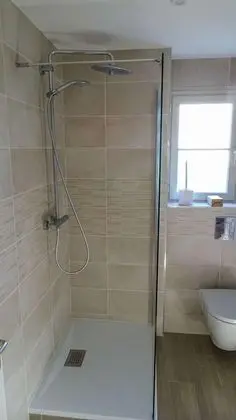 Tek Büyük Yataklı Oda (Le Menil)