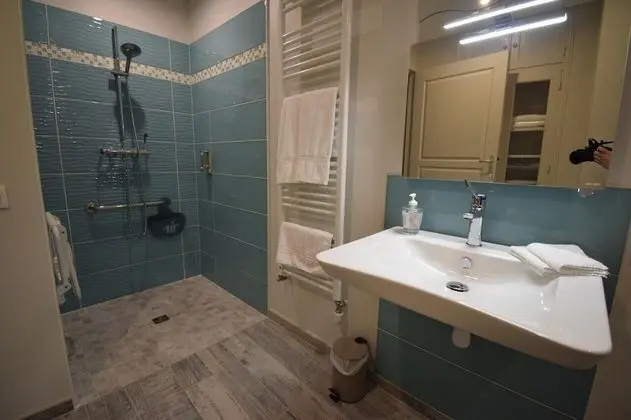 Comfort Tek Büyük Yataklı Oda (Les Roches)