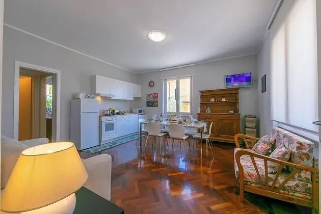 Family Apart Daire, 2 Çift Kişilik Yatak, Bahçeli (La Maison Fleurie Appartamento)