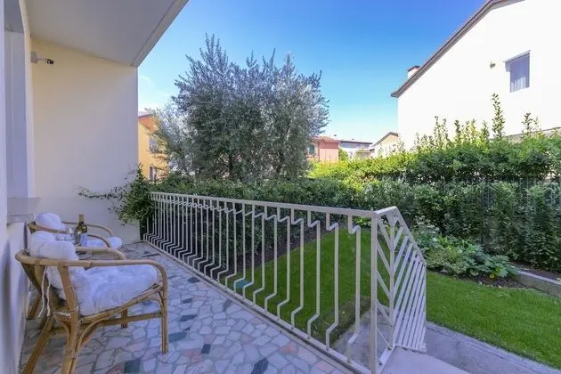 Family Apart Daire, 2 Çift Kişilik Yatak, Bahçeli (La Maison Fleurie Appartamento)