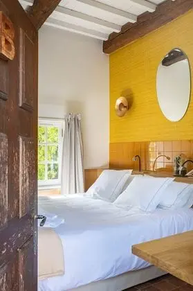 Classic Tek Büyük Yataklı Oda, Banyolu/Duşlu, Bahçe Manzaralı (Nonnettes)