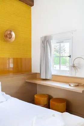 Classic Tek Büyük Yataklı Oda, Banyolu/Duşlu, Bahçe Manzaralı (Nonnettes)