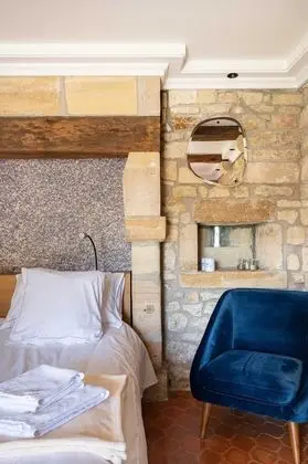 Superior Tek Büyük Yataklı Oda, Banyolu/Duşlu, Bahçe Manzaralı (Chardon Lorrain)