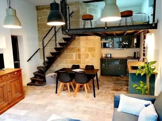 Signature Çatı Katı (Loft), Özel Banyo (Malicieuse )