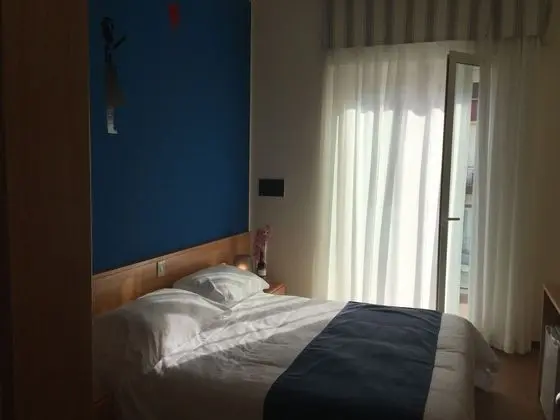 Basic Tek Büyük Yataklı Oda, 1 Büyük (Queen) Boy Yatak, Balkon, Şehir Manzaralı