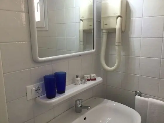 Classic Tek Büyük Yataklı Oda, 1 Büyük (Queen) Boy Yatak, Balkon, Kısmi Deniz Manzaralı