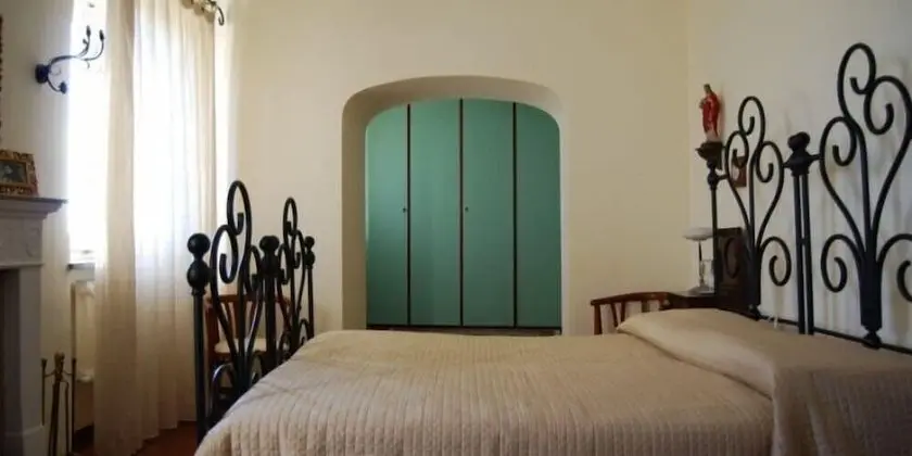 Deluxe Tek Büyük Yataklı Oda, Küvet, Bahçe Manzaralı