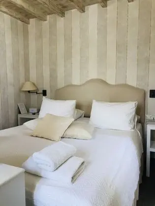 Cozy Double Room