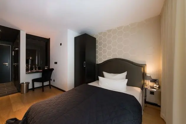 Tek Kişilik Oda, Balkon, Avlu Manzaralı