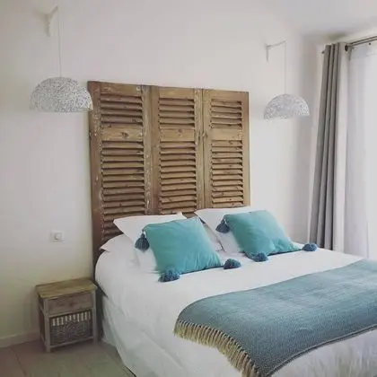 Tek Büyük Yataklı Oda, Balkon (Jardin Public)