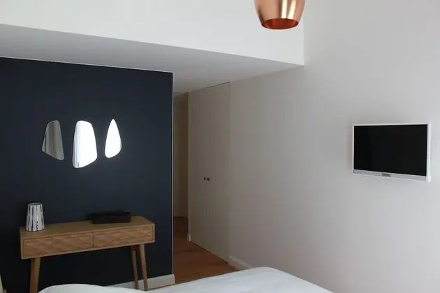 Tek Büyük Yataklı Oda, Balkon (Miroir d'Eau)