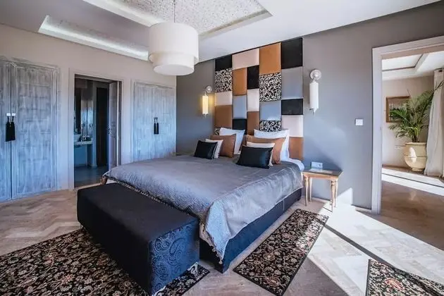 Luxury Süit, 1 Çift Kişilik Yatak, Özel Banyo, Havuz Manzaralı