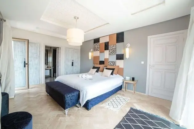 Luxury Süit, 1 Çift Kişilik Yatak, Özel Banyo, Havuz Manzaralı