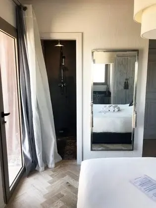 Luxury Süit, 1 Çift Kişilik Yatak, Özel Banyo, Havuz Manzaralı