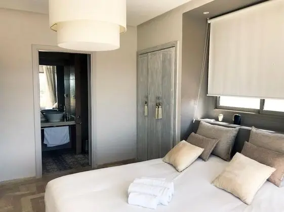 Luxury Süit, 1 Çift Kişilik Yatak, Teras, Havuz Manzaralı