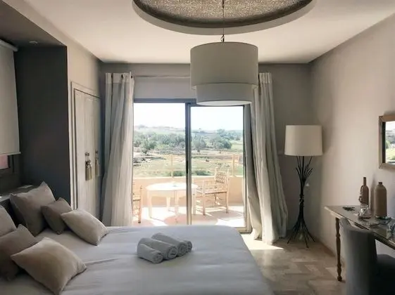 Luxury Süit, 1 Çift Kişilik Yatak, Teras, Havuz Manzaralı