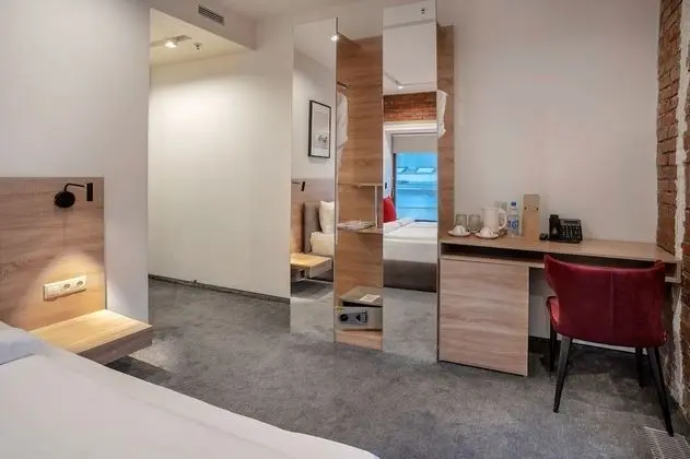 Deluxe Tek Büyük Yataklı Oda