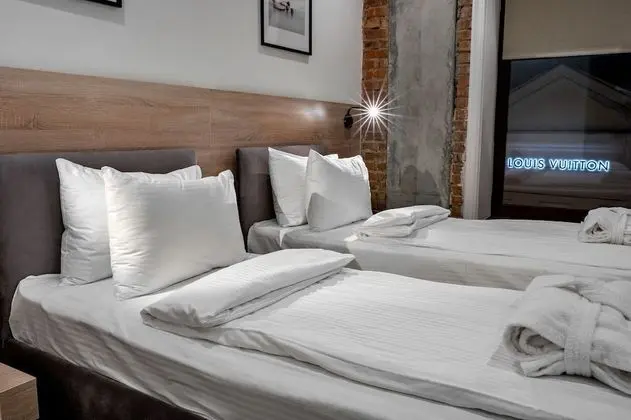 Deluxe Tek Büyük Yataklı Oda