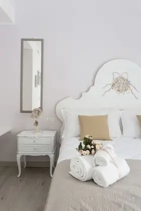 Classic Tek Büyük Yataklı Oda, Şehir Manzaralı (Bouton de Rose)