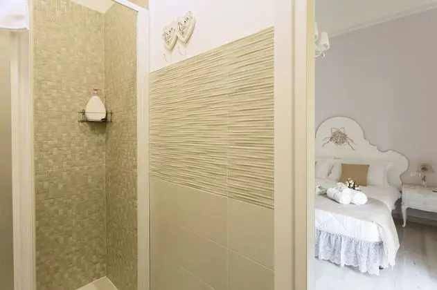 Classic Tek Büyük Yataklı Oda, Şehir Manzaralı (Bouton de Rose)