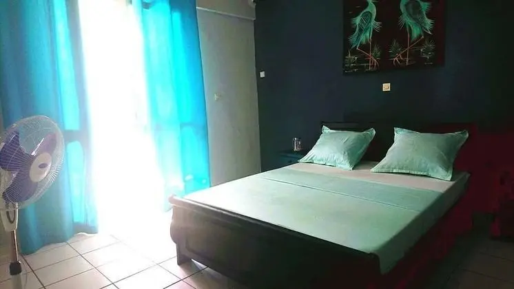 Standard Tek Büyük Yataklı Oda